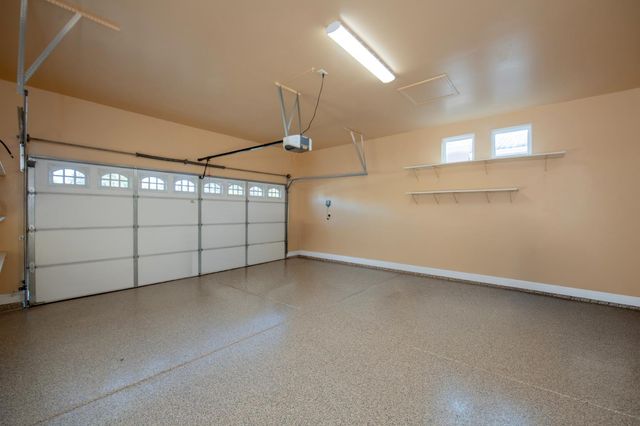 2825 E Quincy Avenue, Fresno, CA 93720