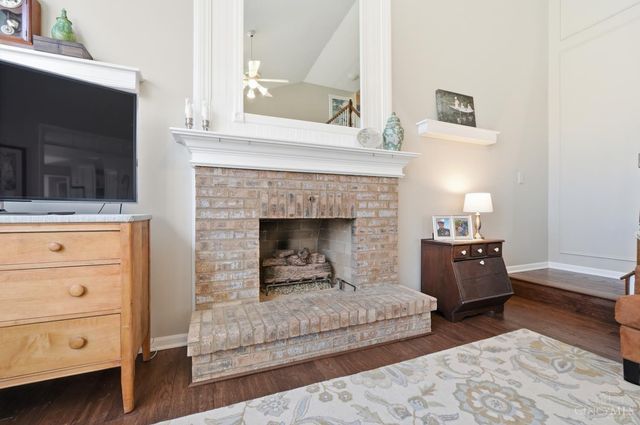 1502 Huntcrest Drive, Cincinnati, OH 45255