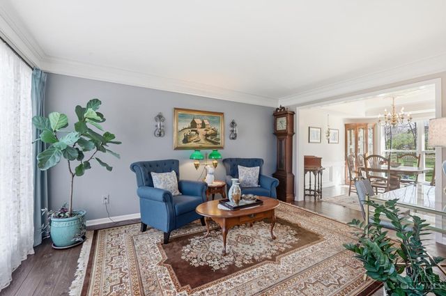 1502 Huntcrest Drive, Cincinnati, OH 45255