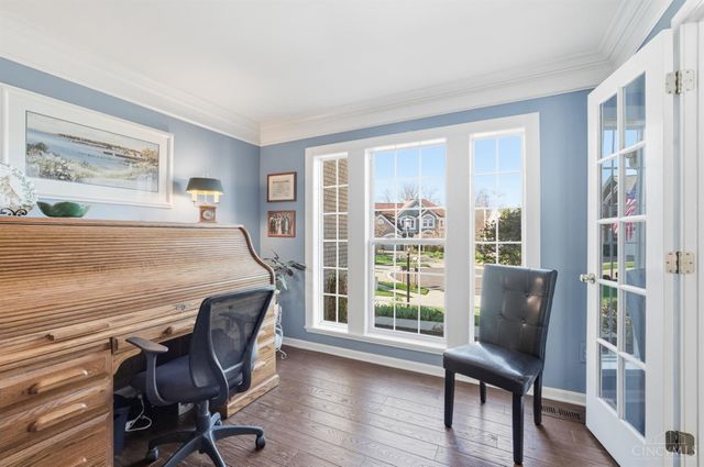 1502 Huntcrest Drive, Cincinnati, OH 45255