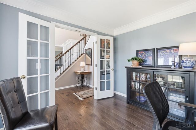 1502 Huntcrest Drive, Cincinnati, OH 45255