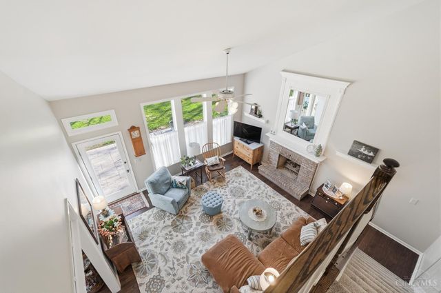 1502 Huntcrest Drive, Cincinnati, OH 45255