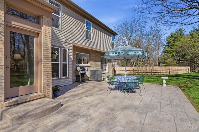 1502 Huntcrest Drive, Cincinnati, OH 45255