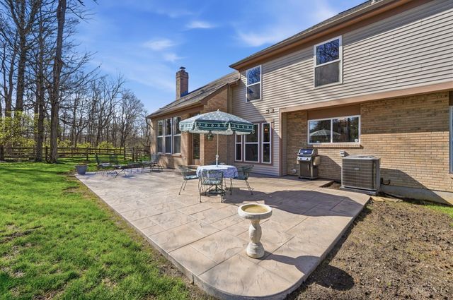 1502 Huntcrest Drive, Cincinnati, OH 45255