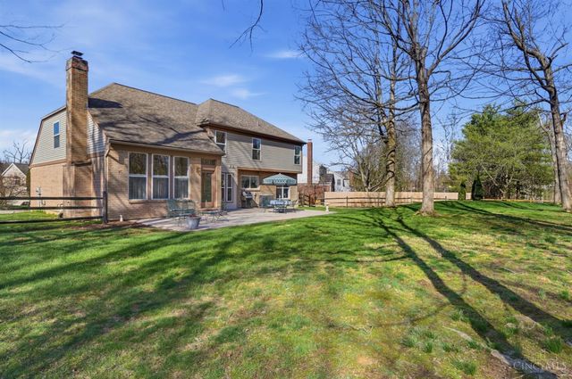 1502 Huntcrest Drive, Cincinnati, OH 45255