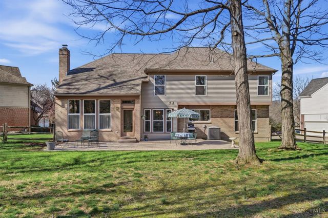 1502 Huntcrest Drive, Cincinnati, OH 45255