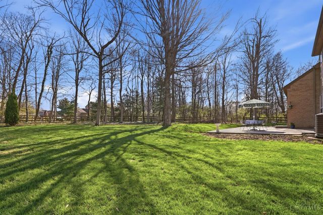 1502 Huntcrest Drive, Cincinnati, OH 45255