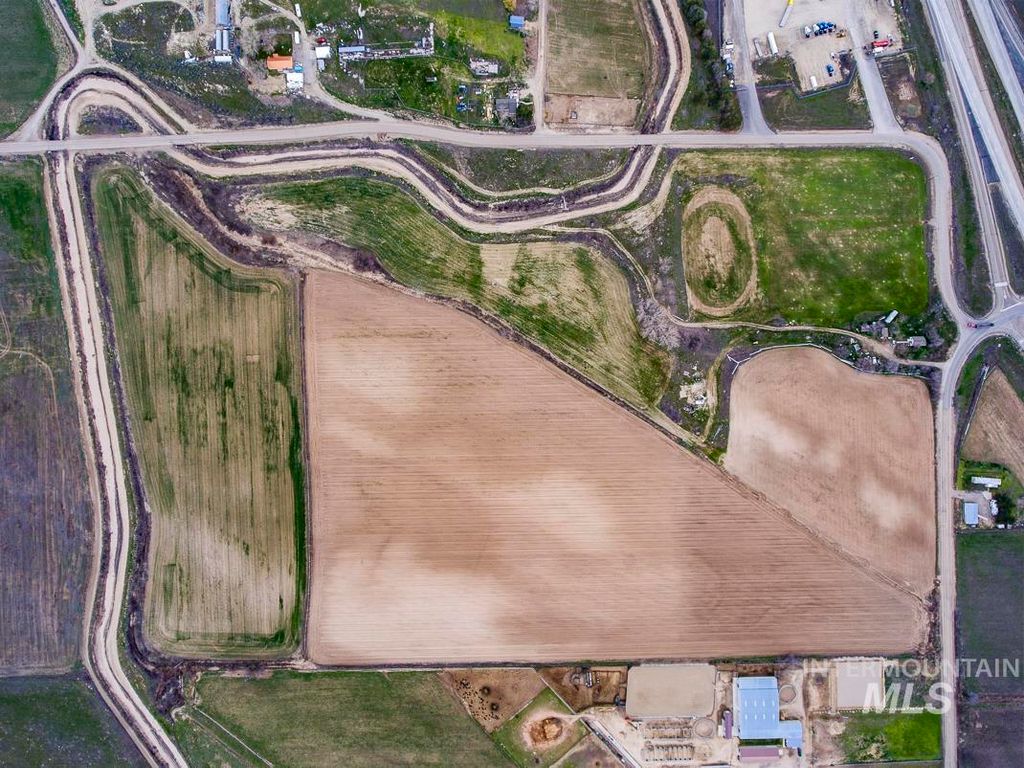 415 Market Rd, Caldwell, ID 83607 photo 9