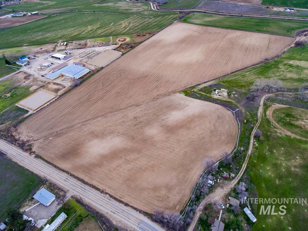 415 Market Rd, Caldwell, ID 83607 photo 6