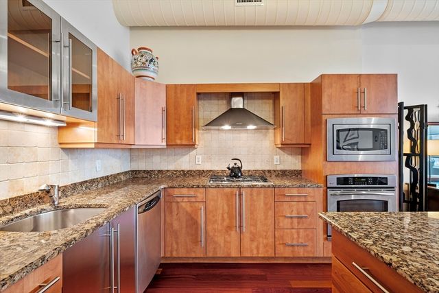 10 Ocean Ave 203, Revere, MA 02151