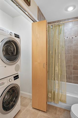 10 Ocean Ave 203, Revere, MA 02151