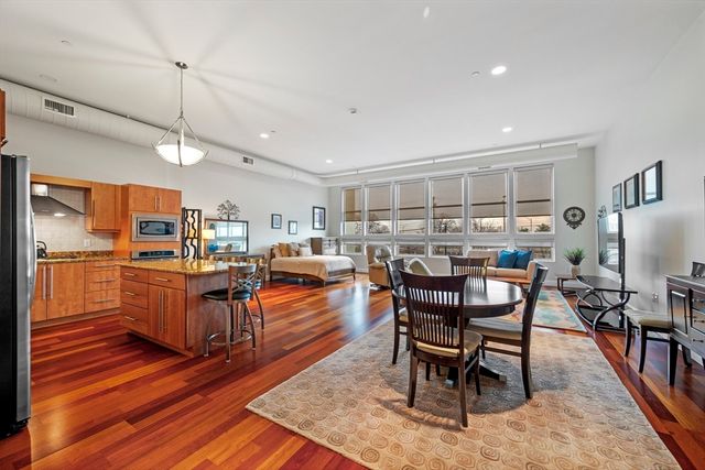 10 Ocean Ave 203, Revere, MA 02151