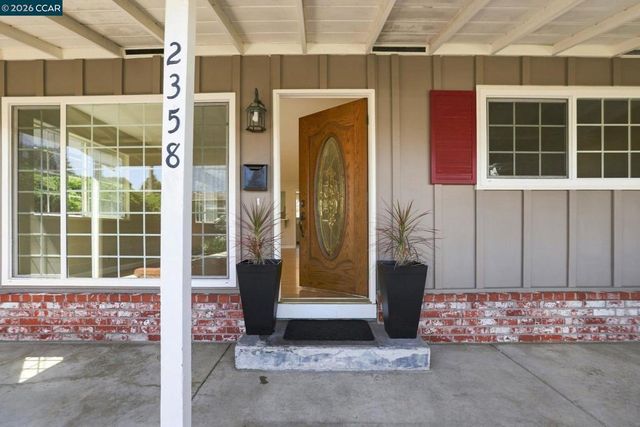 2358 Galway Rd, San Pablo, CA 94806
