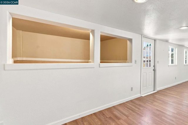 2358 Galway Rd, San Pablo, CA 94806