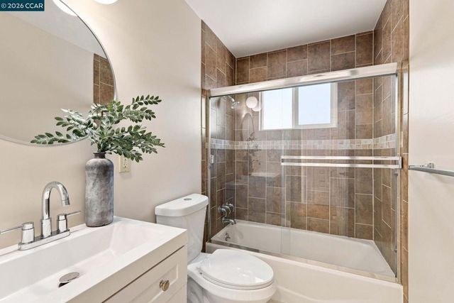 2358 Galway Rd, San Pablo, CA 94806