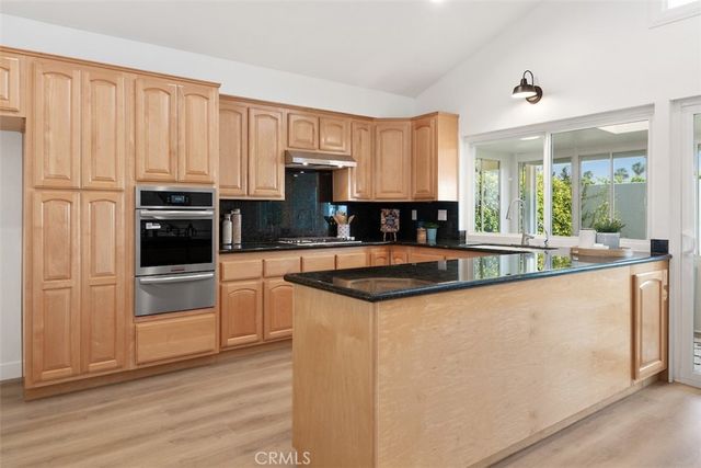 19332 Tomlee Avenue, Torrance, CA 90503