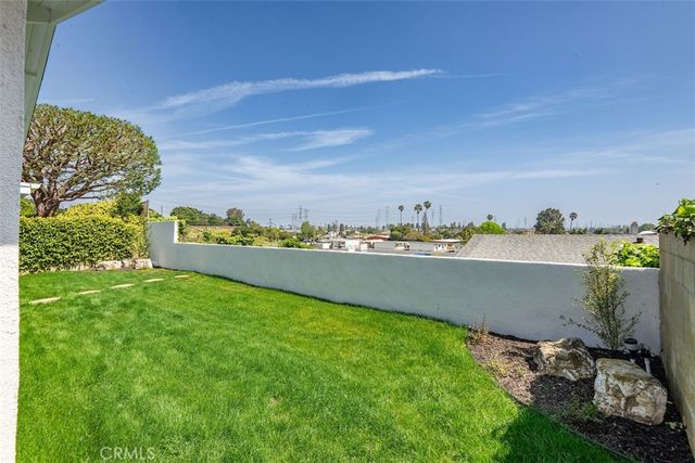 19332 Tomlee Avenue, Torrance, CA 90503