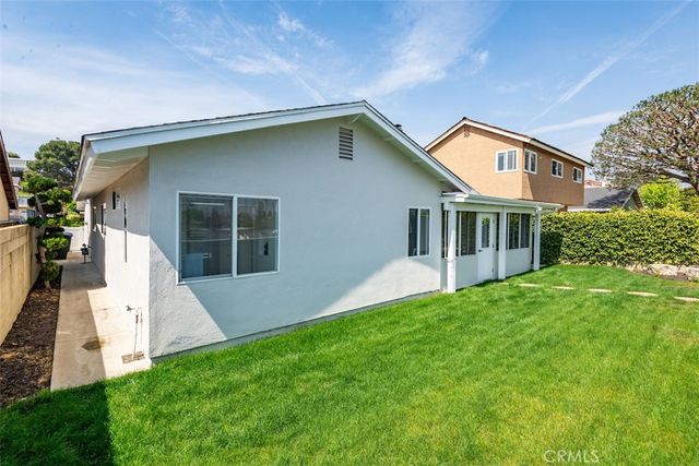 19332 Tomlee Avenue, Torrance, CA 90503