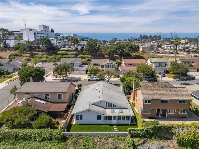 19332 Tomlee Avenue, Torrance, CA 90503