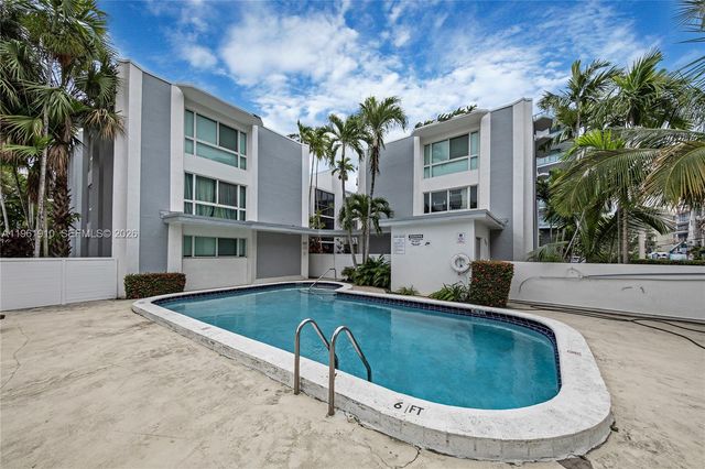 9971 W Bay Harbor Dr 206, Bay Harbor Islands, FL 33154