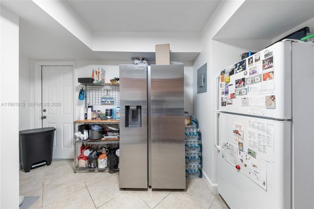 9971 W Bay Harbor Dr 206, Bay Harbor Islands, FL 33154