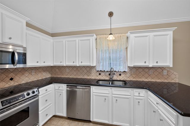 10540 Plum Creek Drive, Shreveport, LA 71106