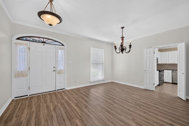 10540 Plum Creek Drive, Shreveport, LA 71106