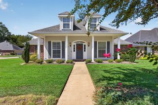 10540 Plum Creek Drive, Shreveport, LA 71106
