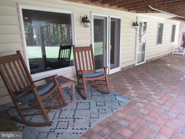 1734 PINE LN, Quakertown, PA 18951
