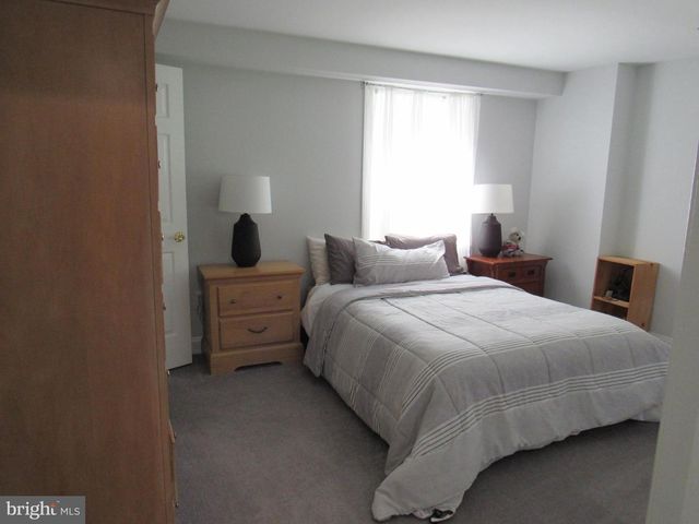 1734 PINE LN, Quakertown, PA 18951