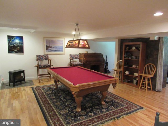 1734 PINE LN, Quakertown, PA 18951