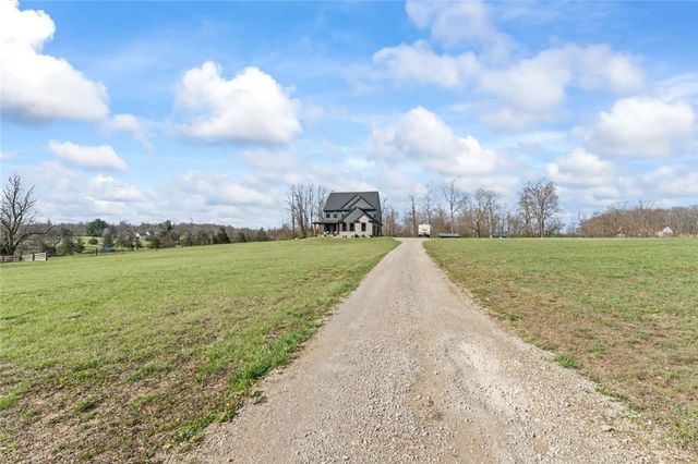 2425 Middleboro Road, Washington Twp, OH 45113