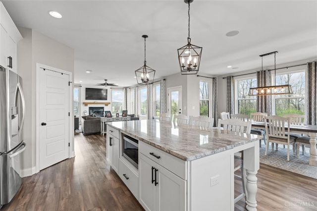 2425 Middleboro Road, Washington Twp, OH 45113