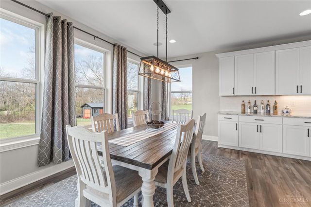2425 Middleboro Road, Washington Twp, OH 45113