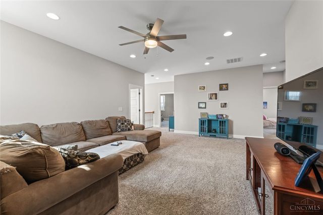 2425 Middleboro Road, Washington Twp, OH 45113