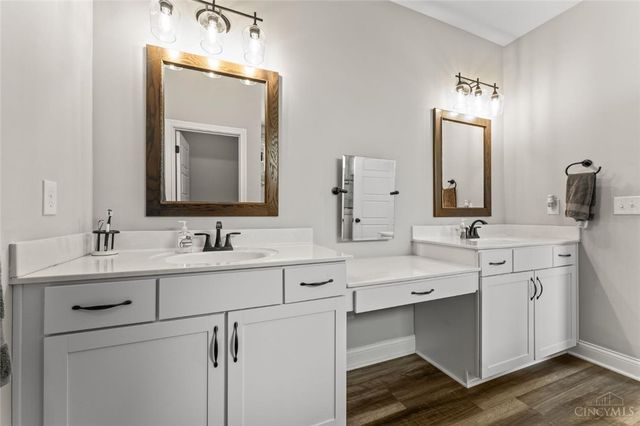 2425 Middleboro Road, Washington Twp, OH 45113