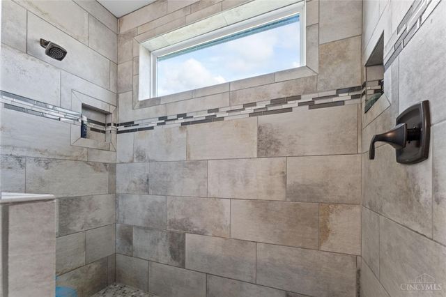 2425 Middleboro Road, Washington Twp, OH 45113