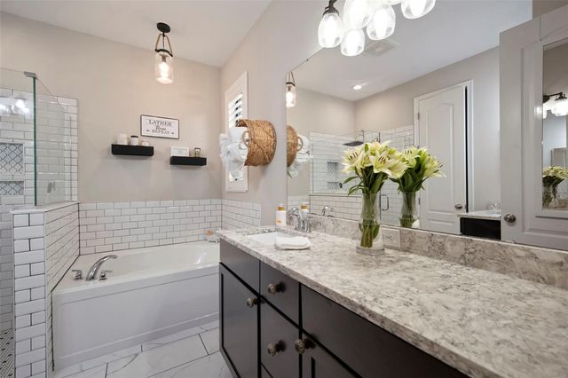 11223 PADDOCK MANOR AVENUE, Riverview, FL 33569