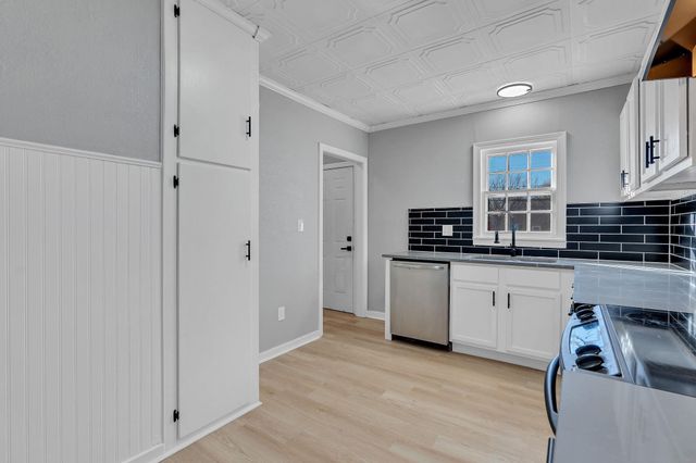 2049 S Terrace Dr, Wichita, KS 67218