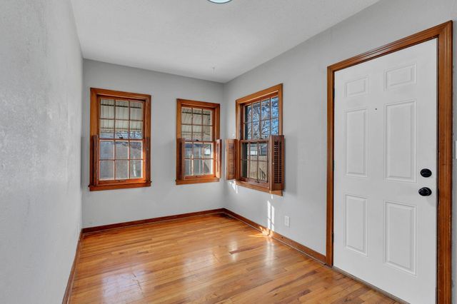 2049 S Terrace Dr, Wichita, KS 67218