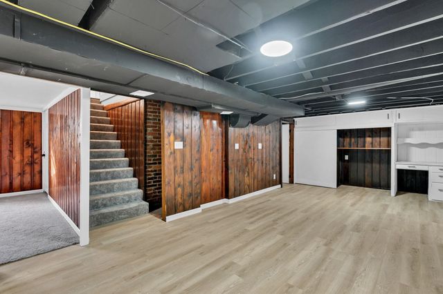 2049 S Terrace Dr, Wichita, KS 67218