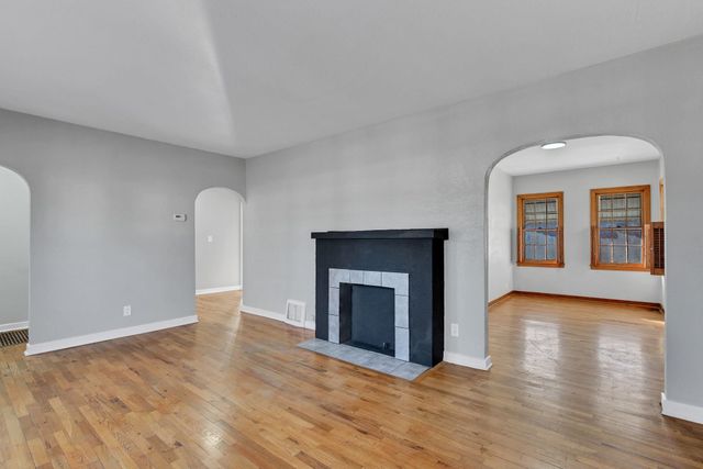 2049 S Terrace Dr, Wichita, KS 67218