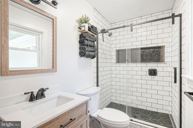 46 BROWNING AVE, Moorestown, NJ 08057