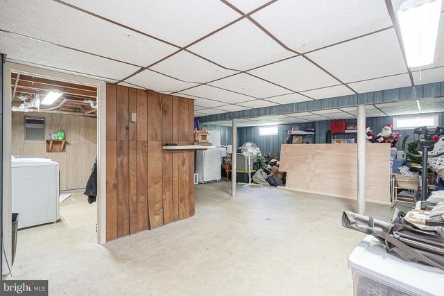 46 BROWNING AVE, Moorestown, NJ 08057