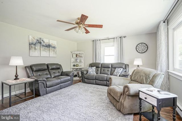 46 BROWNING AVE, Moorestown, NJ 08057