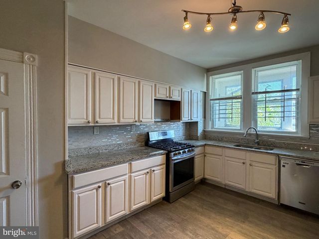 427 N MILTON AVE, Baltimore, MD 21224