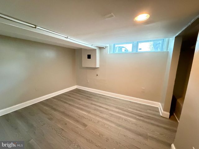 427 N MILTON AVE, Baltimore, MD 21224