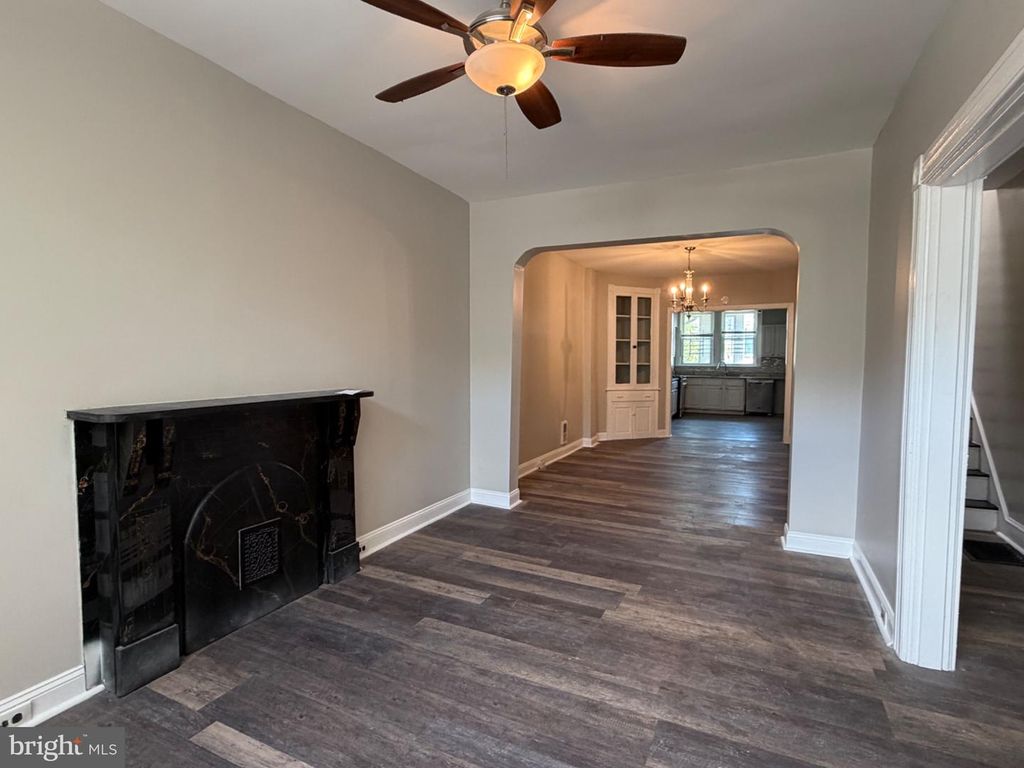 427 N MILTON AVE, Baltimore, MD 21224