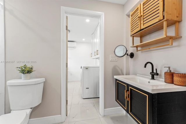 3006 Giuliano Ave, Lake Worth, FL 33461