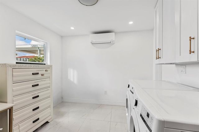 3006 Giuliano Ave, Lake Worth, FL 33461